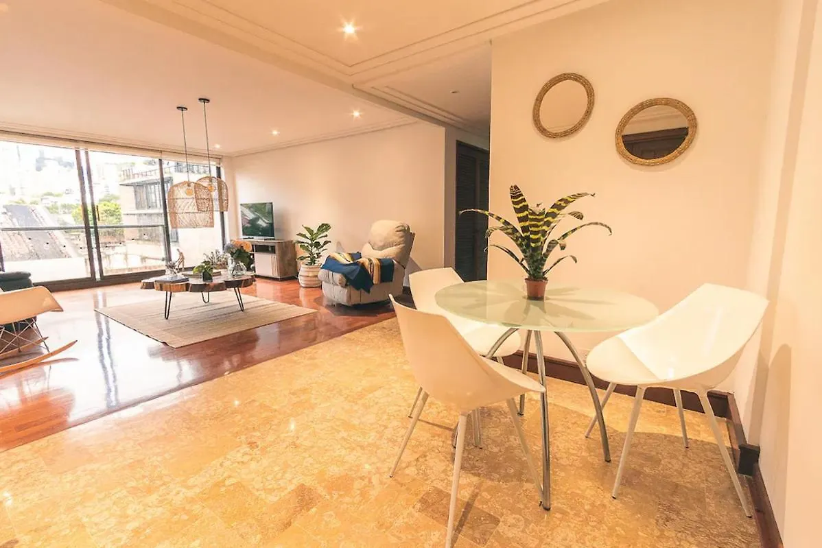 Habitacion Comfort Con Bano Privado En Poblado-A1 メデジン 0*,  コロンビア